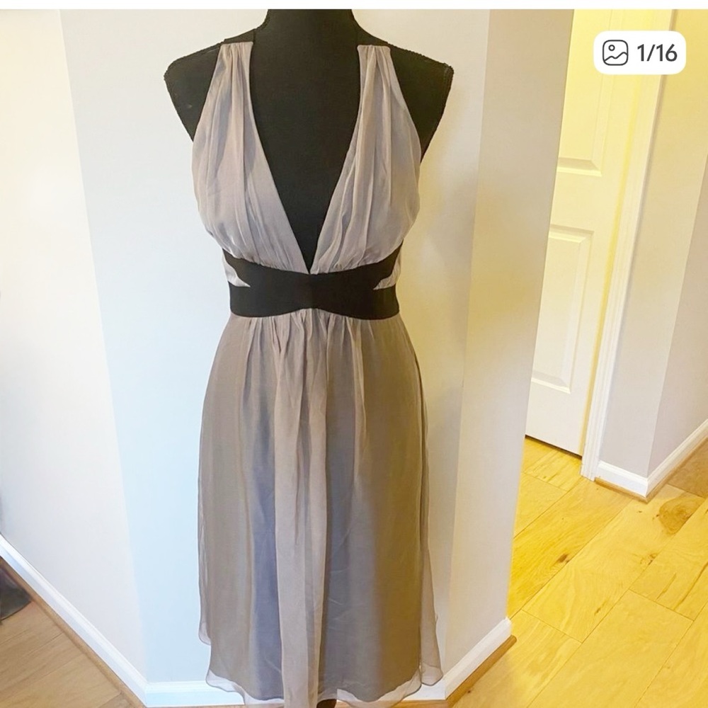 Max Mara Dress;Halter Back, Midi/Fit and Flare style in Neutral Grey/Silver Sz 8